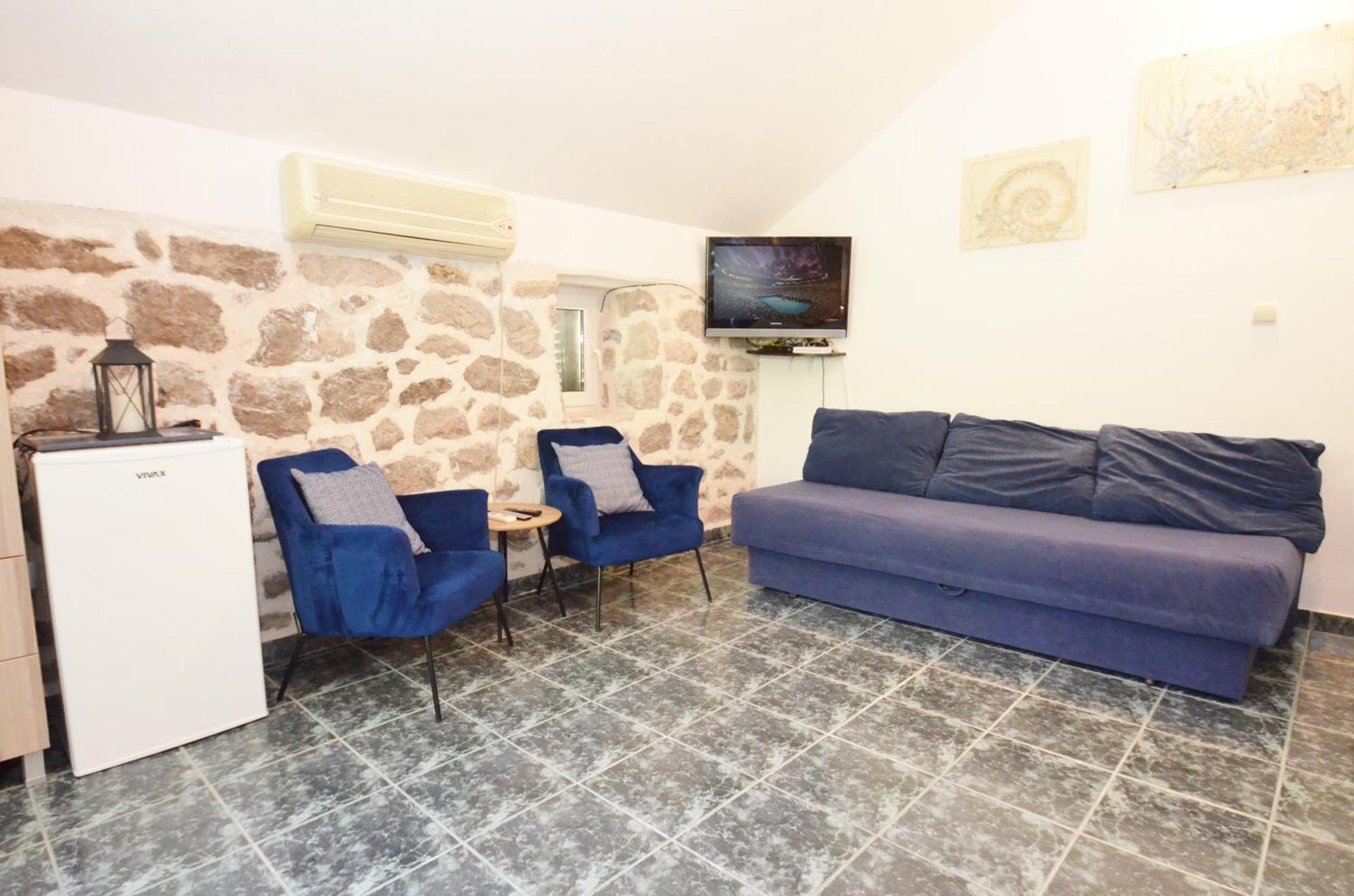 Holiday Home Brinic Tivat Exterior foto